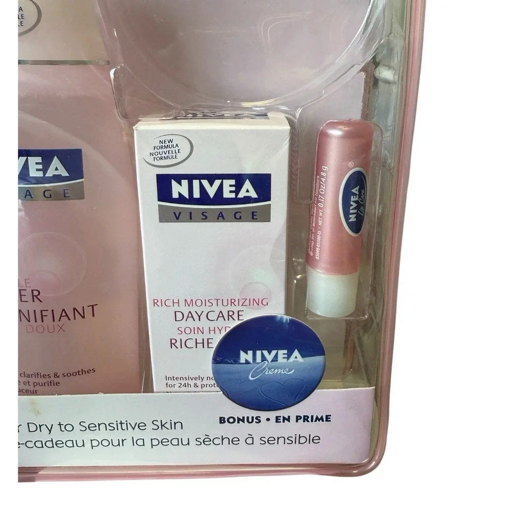Nivea Visage Refreshing Toner, Gentle Cleansing Cream Set Dry & Sensitive Skin